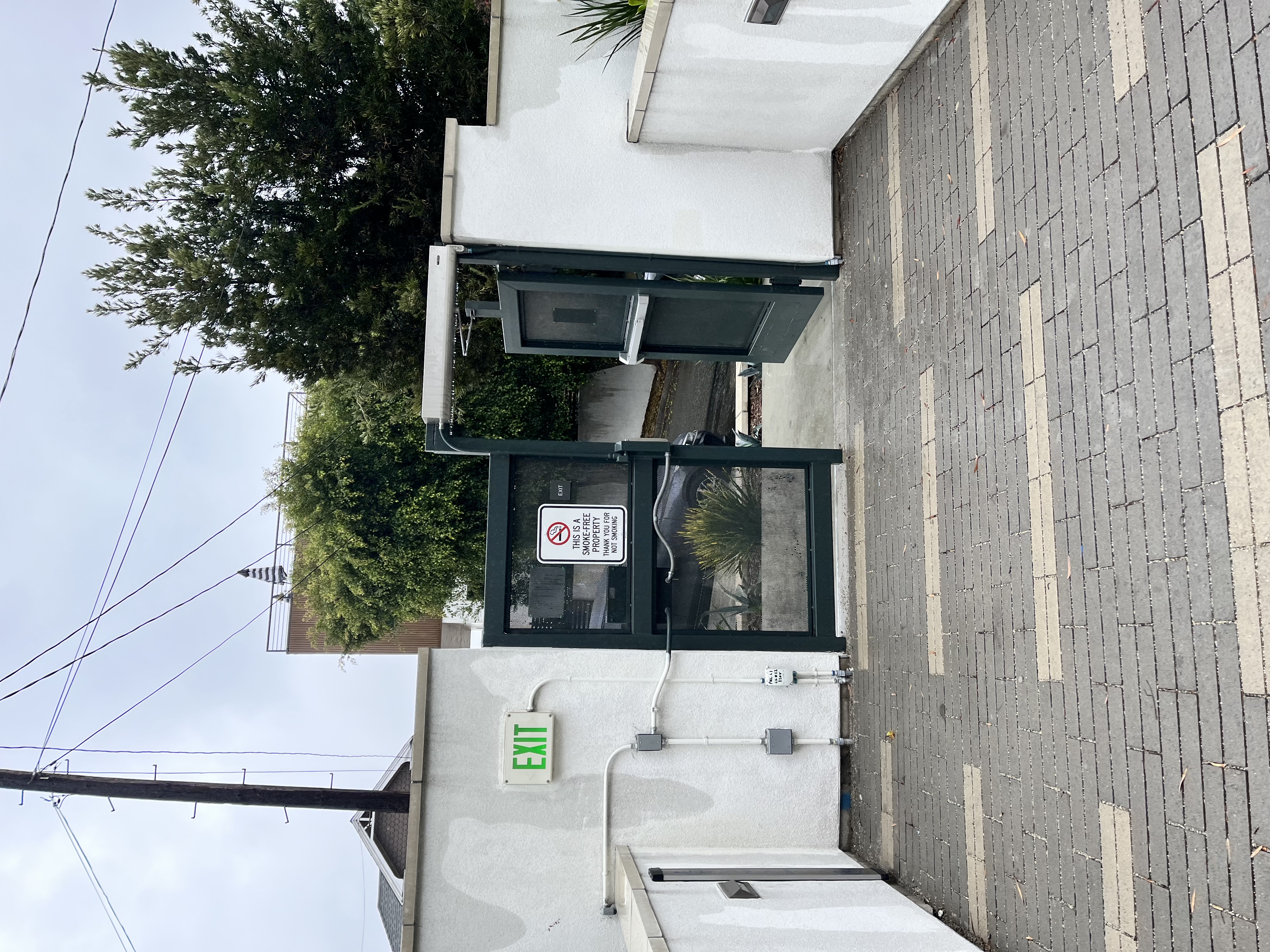 The main entrance to the building is located on Court Street.