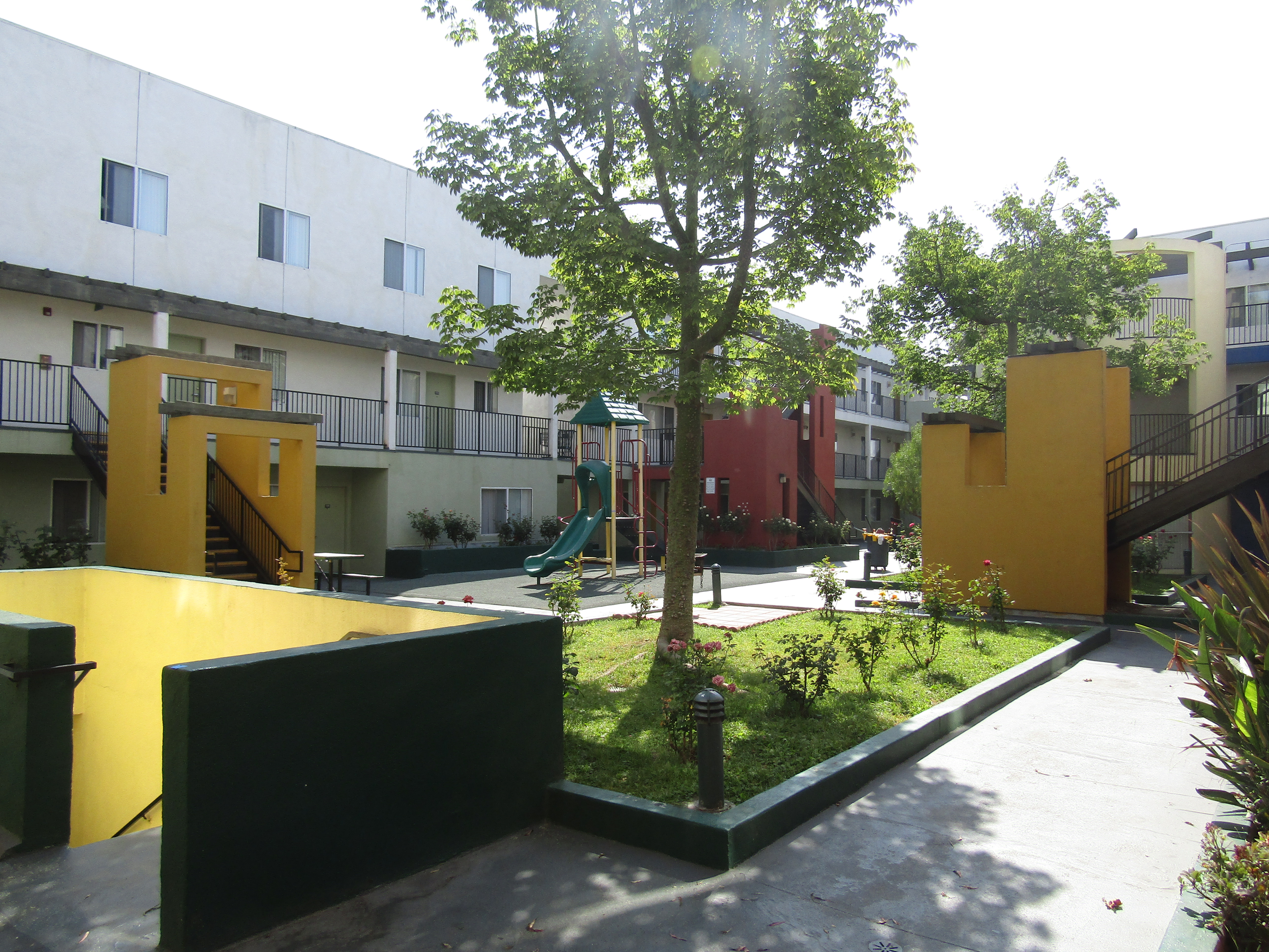 Image of the building courtyard and playground