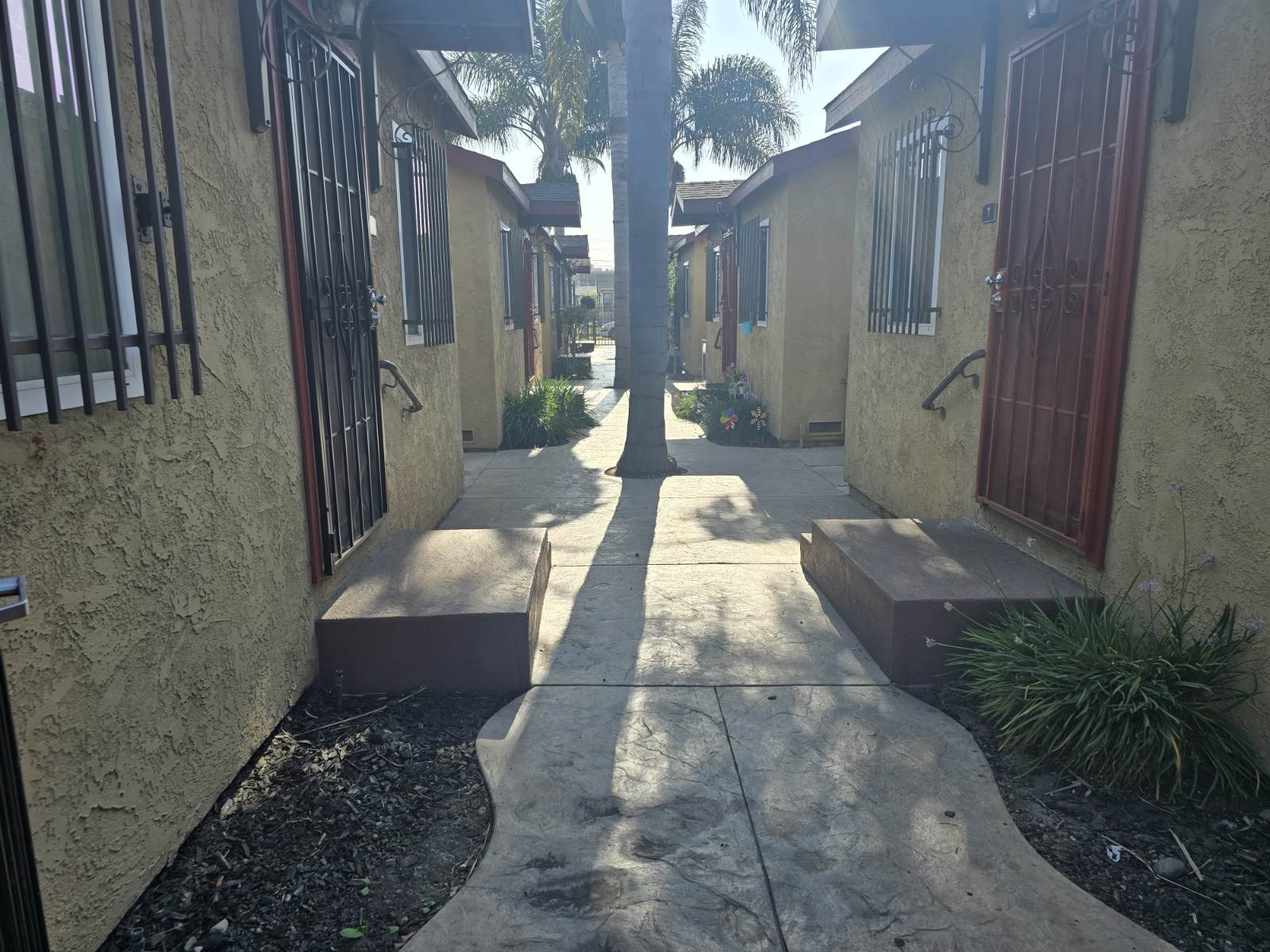 Common area breezeway