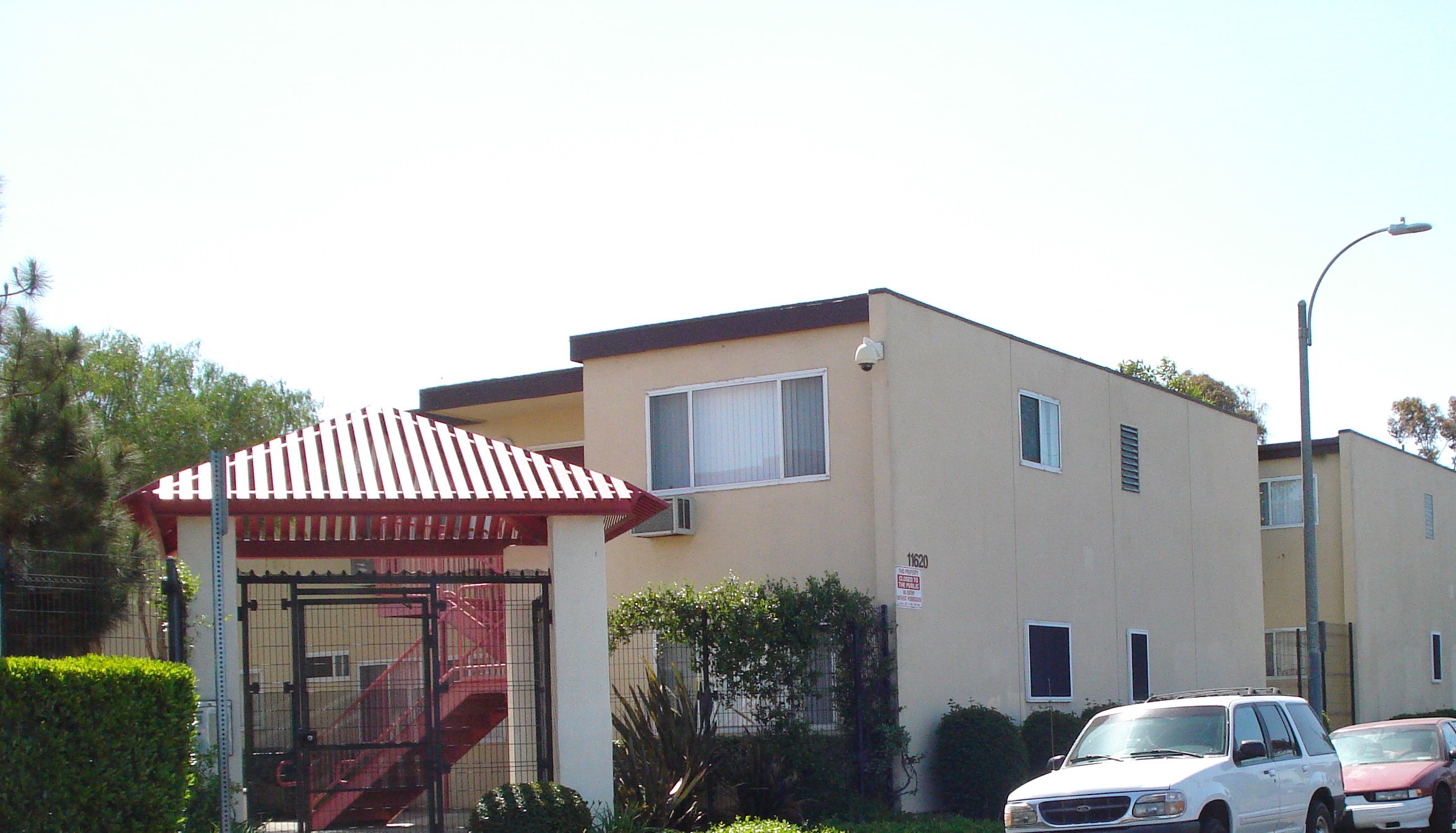 Towne Square Building