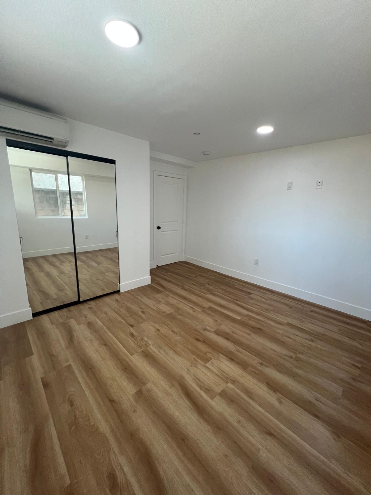 1230 W 8th St Unit 3